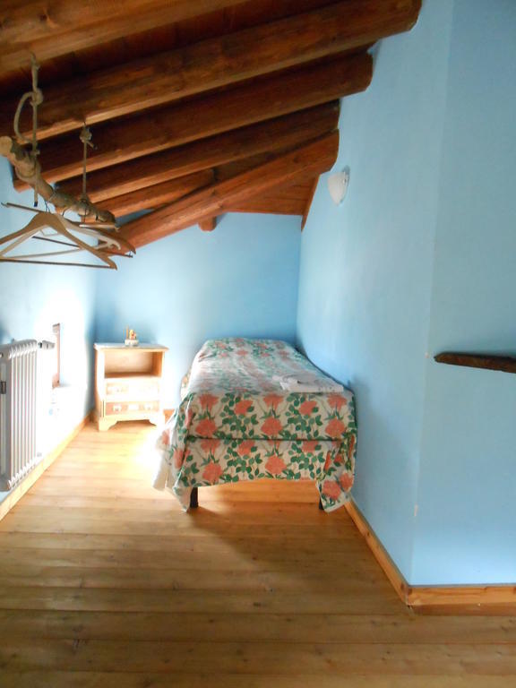 Azienda Agrituristica Risveglio Naturale Варезе-Лигуре Номер фото