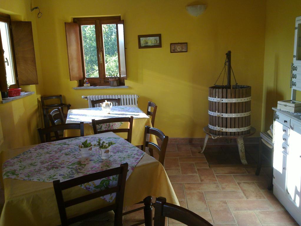 Azienda Agrituristica Risveglio Naturale Варезе-Лигуре Экстерьер фото