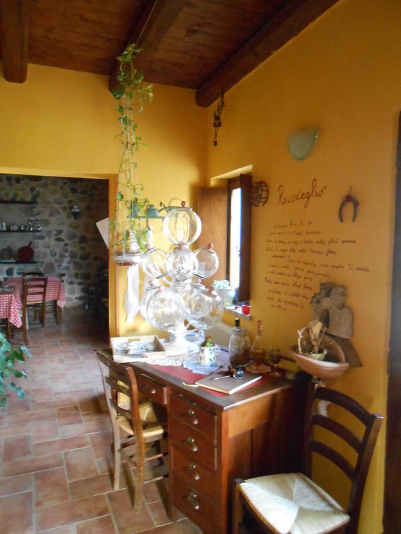 Azienda Agrituristica Risveglio Naturale Варезе-Лигуре Экстерьер фото